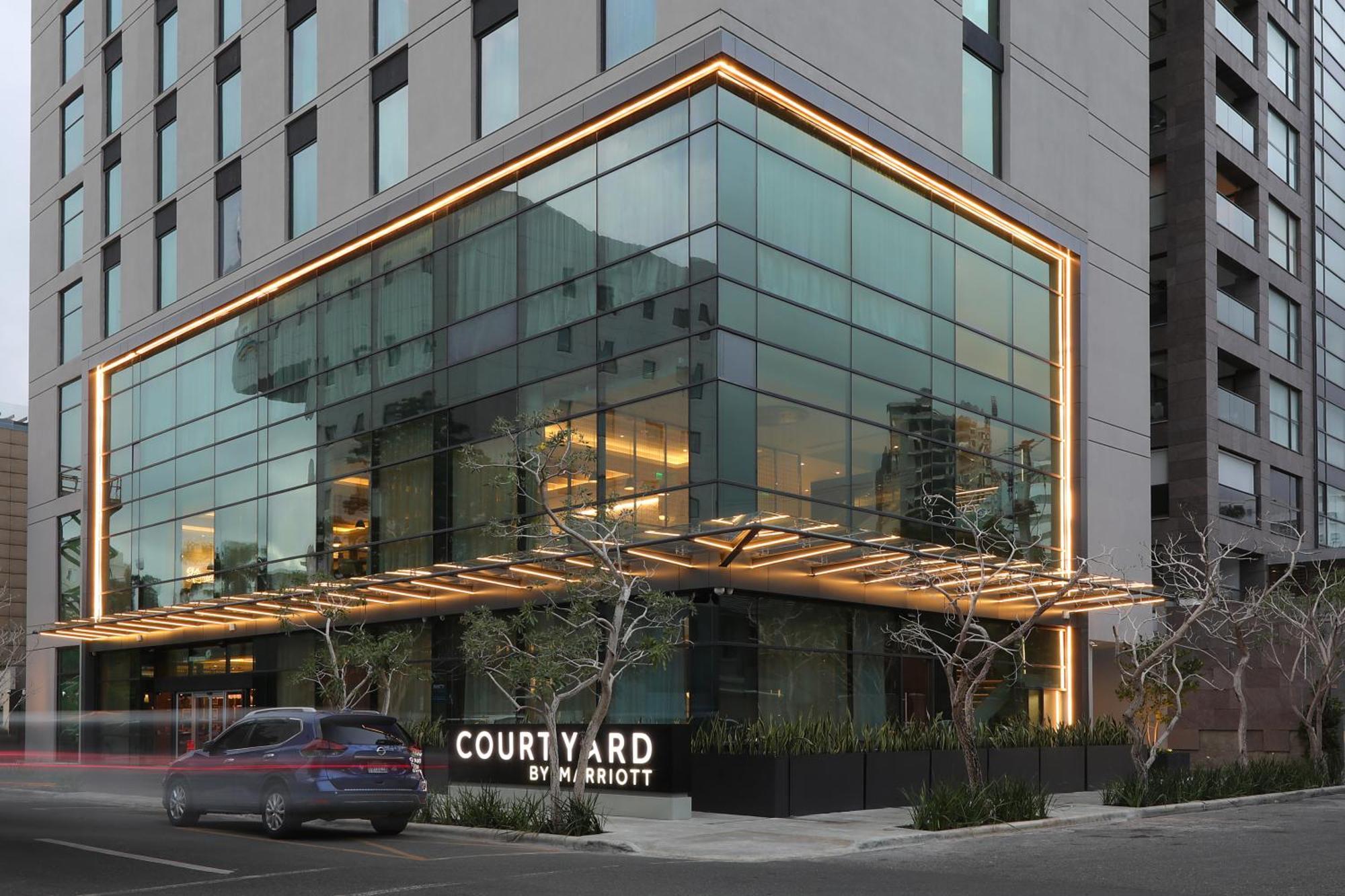 Courtyard By Marriott Santo Domingo Piantini Hotel Ngoại thất bức ảnh