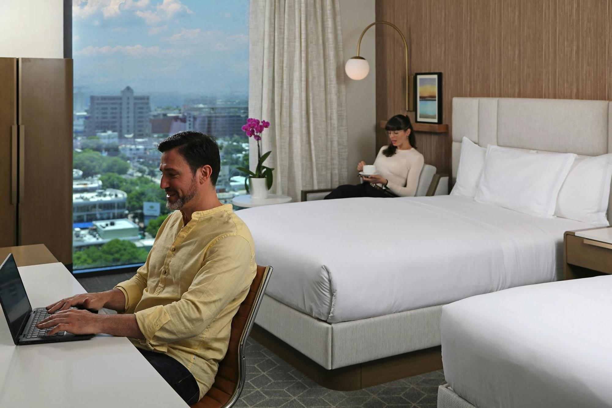 Courtyard By Marriott Santo Domingo Piantini Hotel Ngoại thất bức ảnh