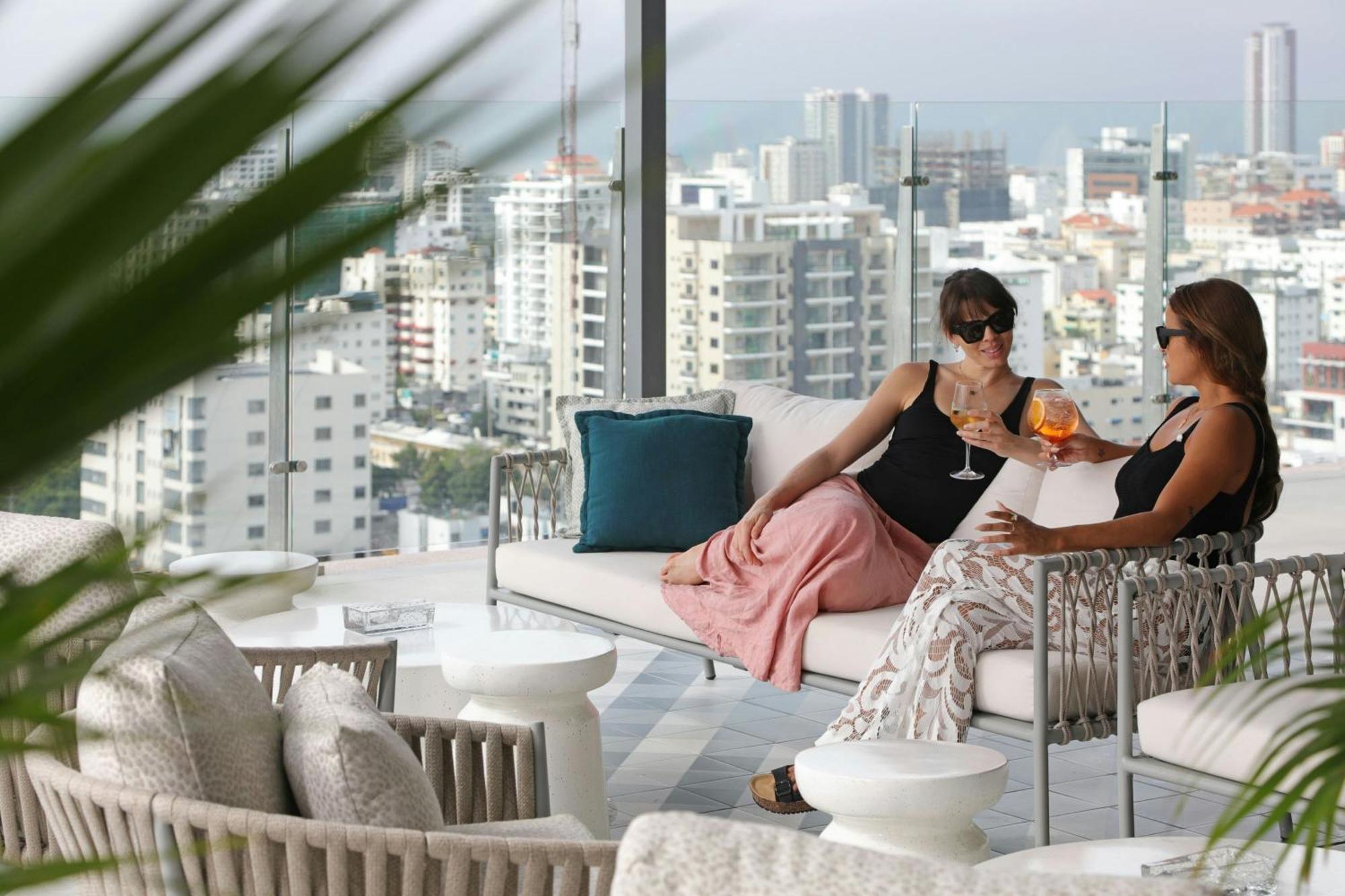 Courtyard By Marriott Santo Domingo Piantini Hotel Ngoại thất bức ảnh